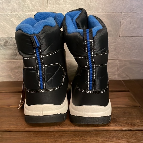 Winter waterproof boots - Picture 2 of 5